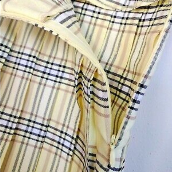 Tennis Skirt - Picture 3 of 12